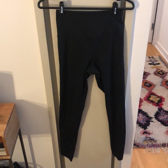 Girlfriend Collective | Black High Rise Leggings - Picture 2 of 6